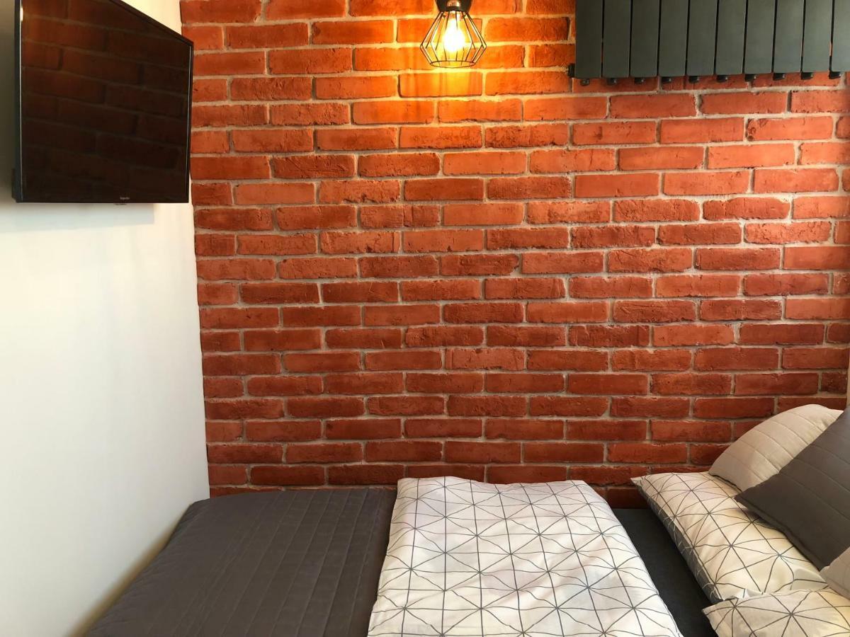 Family & Business Sauna Apartments Rynek Centrum Downtown - 2 Bedroom With Private Sauna, Balcony, Parking Kielce Exterior foto